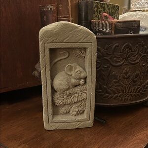Carruth “Berry Mouse" Stone Plaque